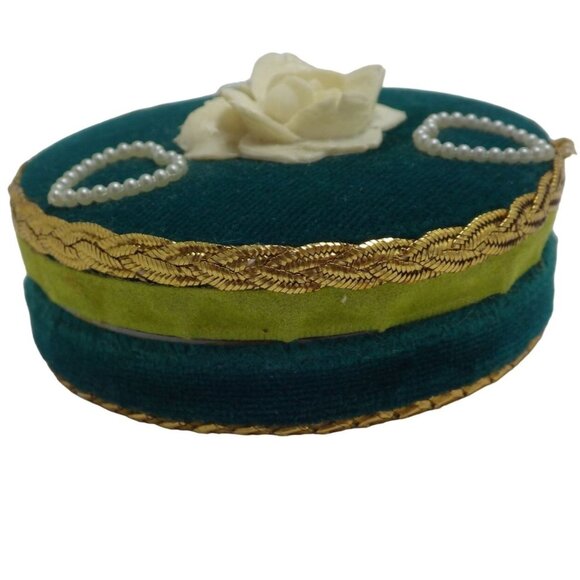 Green Velvet Trinket Box White Rose  Pearl Hearts Flower Handcrafted Valentine - Picture 3 of 6